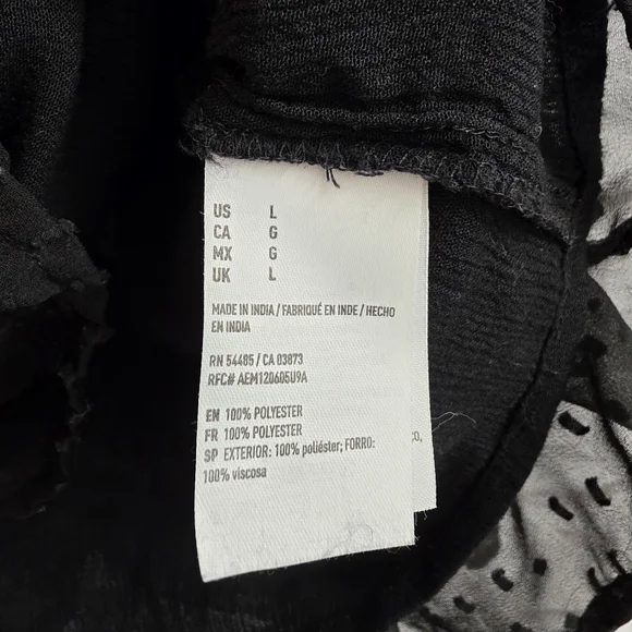 American Eagle Outfitters Peplum Top with Red Floral Embroidery Size Large - Picture 16 of 16